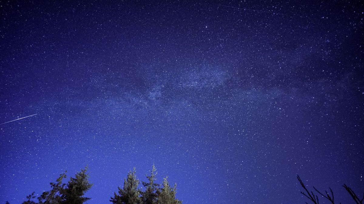 Oman records 332 Perseid Meteors in a single night