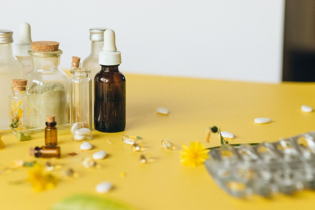 SFDA bans cosmetic products packaged as syringes, ampoules, and vials