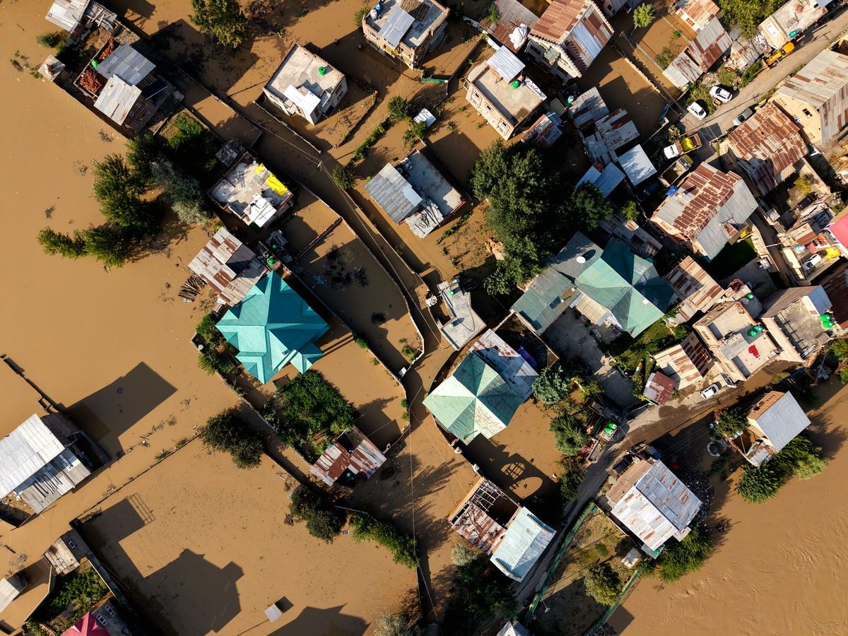 Nepal cracks down on online abuse of flood survivors