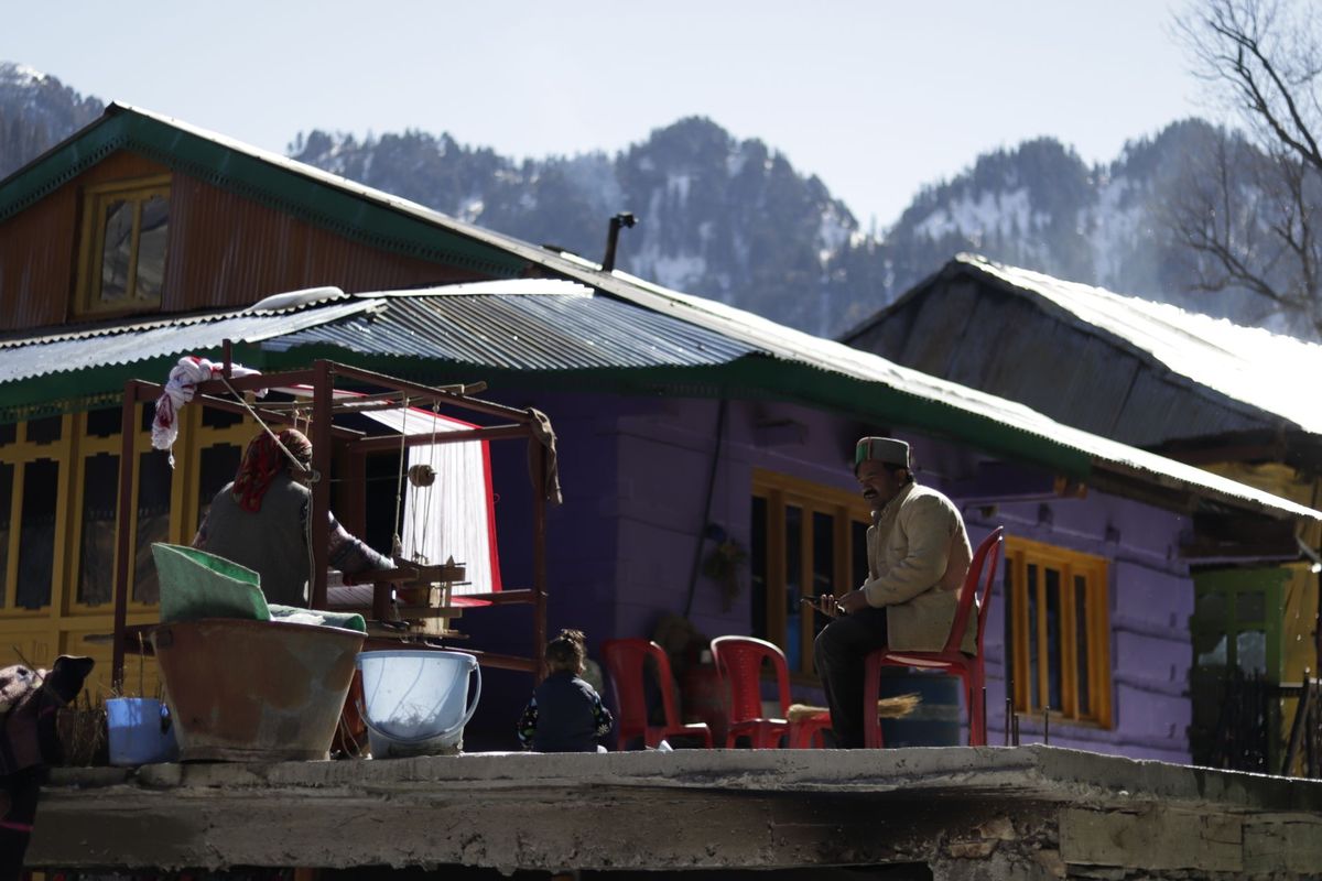 आयुष्यात कधीच झोपेत साप चावणार नाही, फक्त वापरा आदिवासी लोकांची ही सोपी ट्रीक