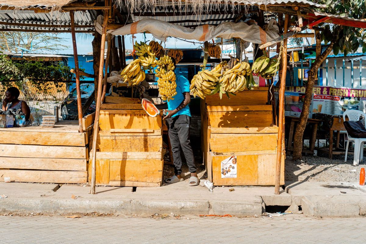 Burundians rush to leave Kenya ahead of crackdown on unregistered traders