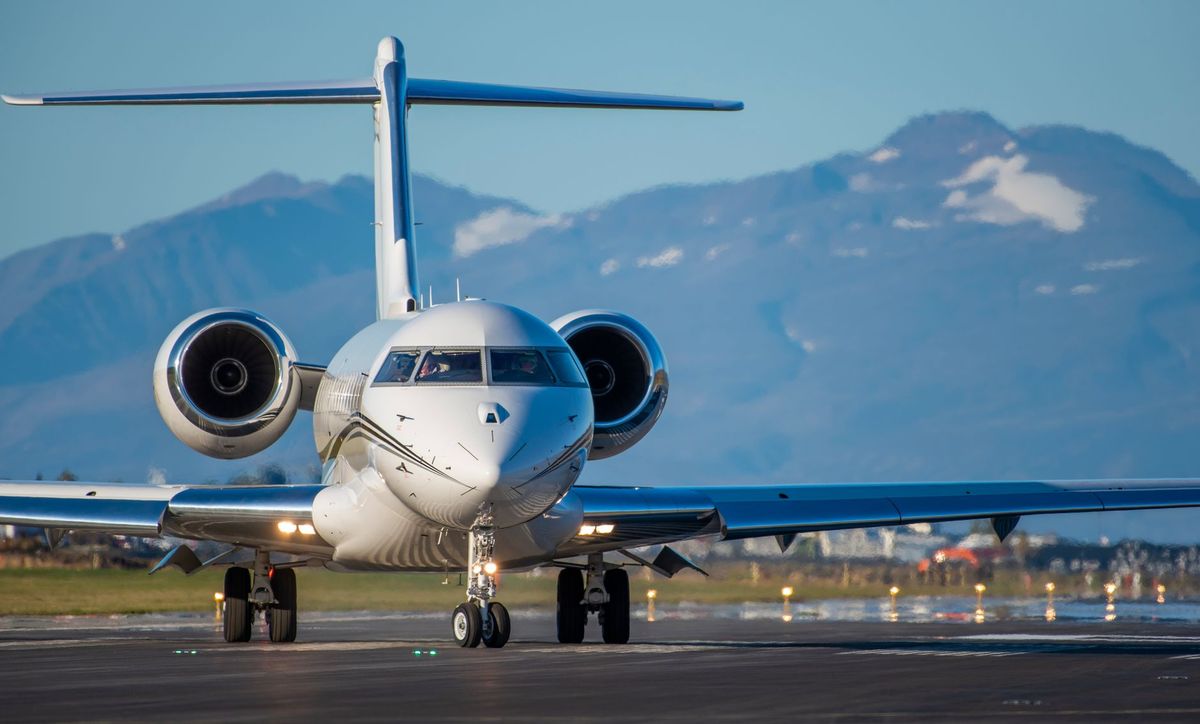 Trump threatens to stop sale of Canadian Bombardier jets in US