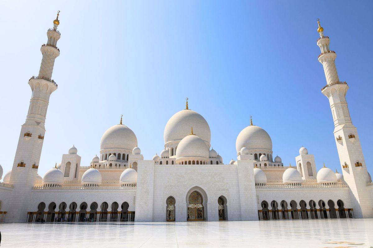 Abu Dhabi issues new healthy food law for hotels, restaurants