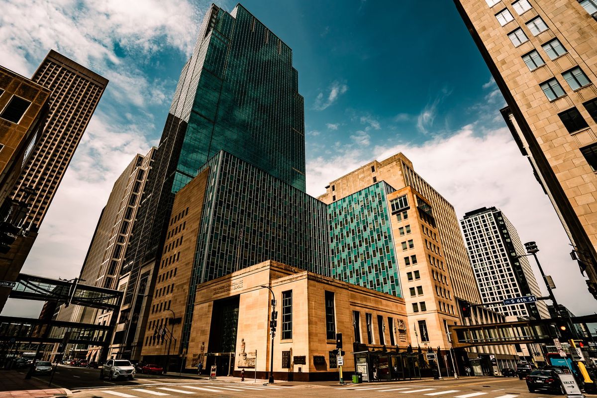 2 killed and suspect dead in downtown Minneapolis shooting