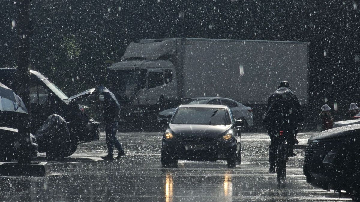 Watch: Heavy rain and hail sweep parts of UAE as thunderstorms continue