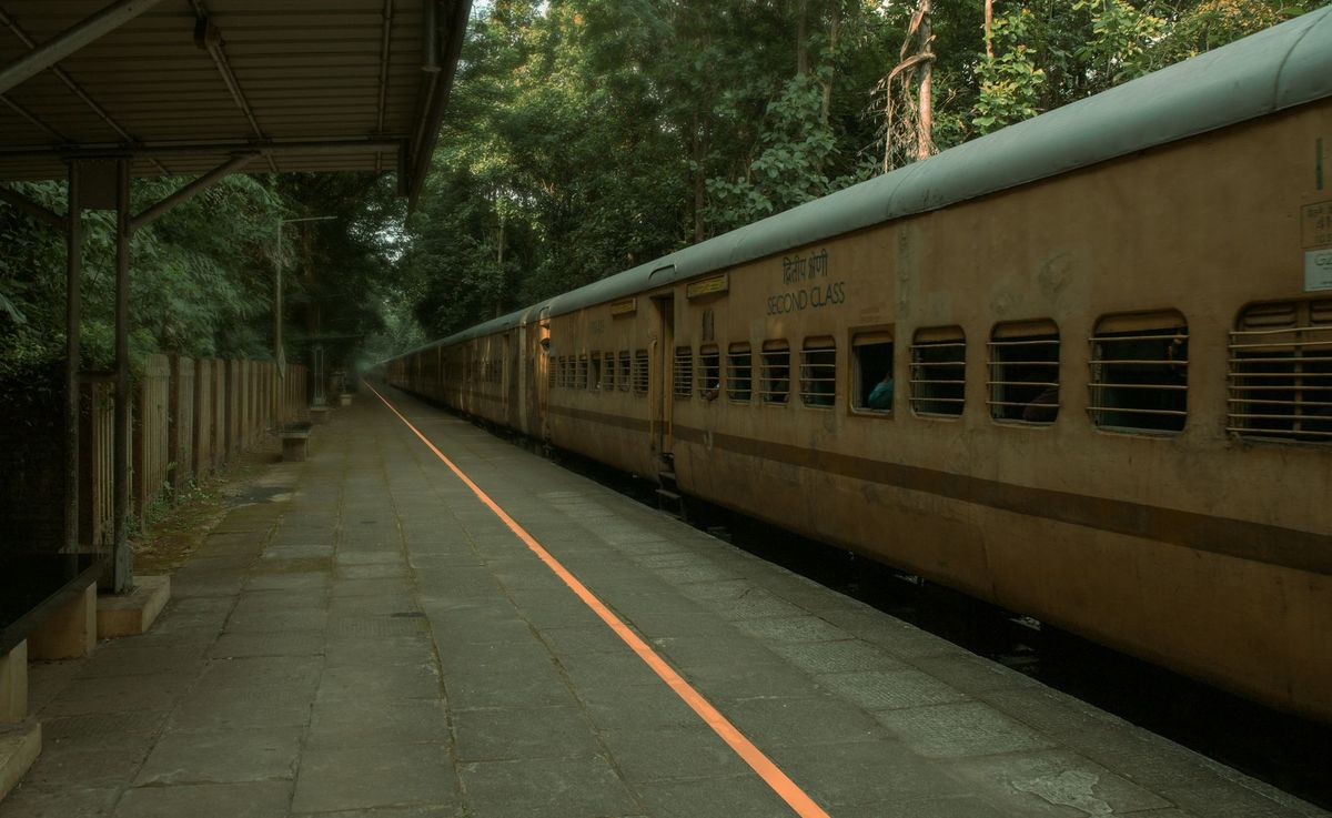 മാന്നാറിലെ കാശിനാഥൻ ബിൽഡേഴ്സ് ഉടമ മധുസൂദനനെ ട്രെയിൻ തട്ടി മരിച്ച നിലയിൽ കണ്ടെത്തി