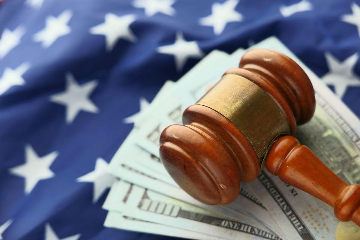 US judge postpones new visa rules for foreign students, journalists