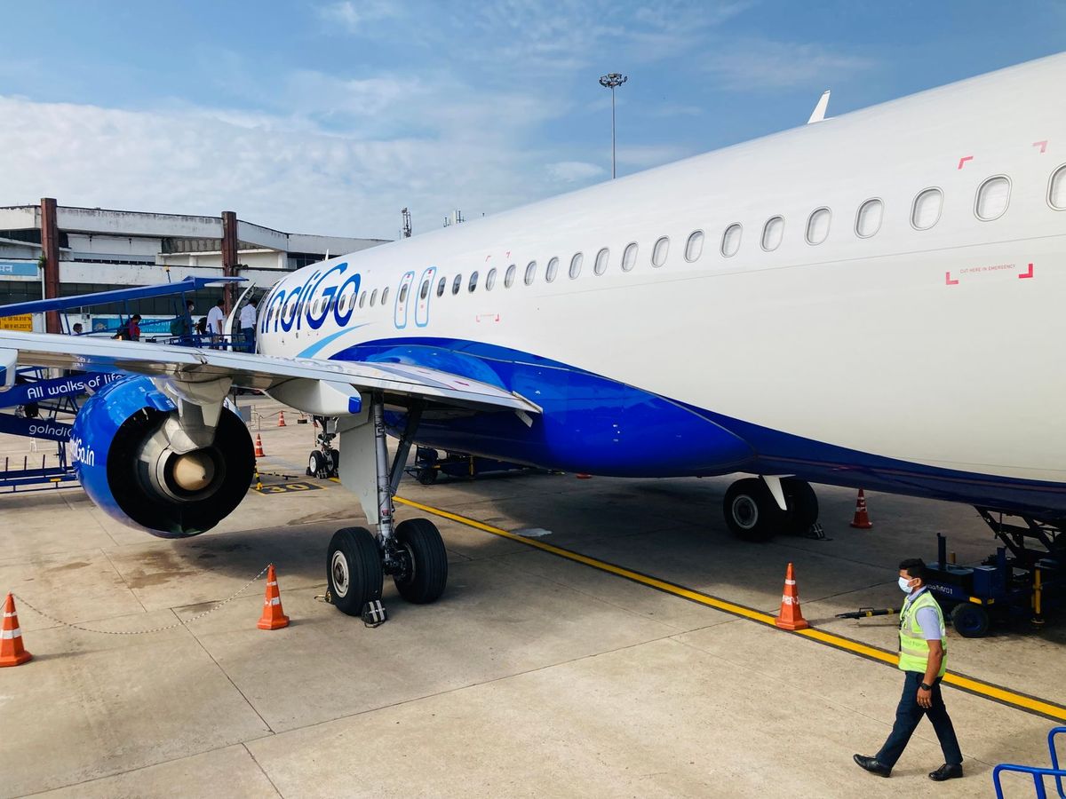 தொழில் முதலீடுகளை ஈர்க்க இங்கிலாந்து புறப்பட்டார் முதலமைச்சர் விஜய்!