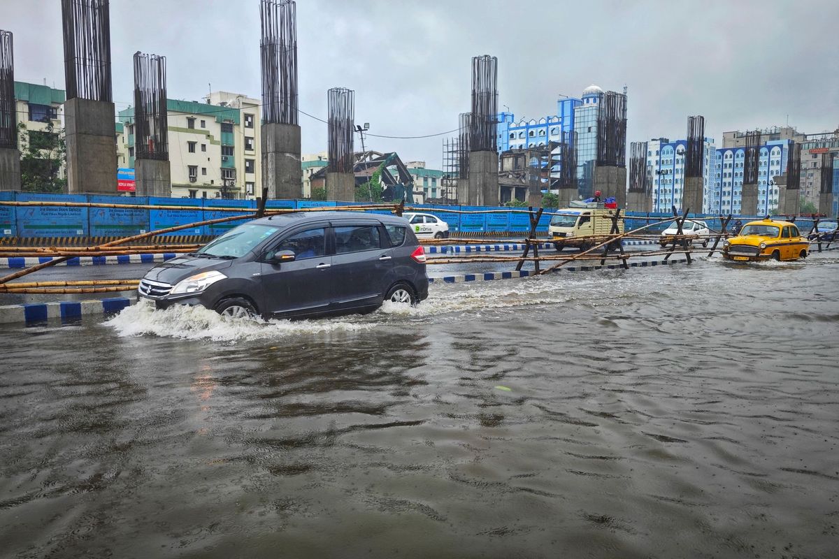 60 mm rain, waterlogged roads, traffic jams: Gurugram asks employees to work from home today after heavy overnight rains