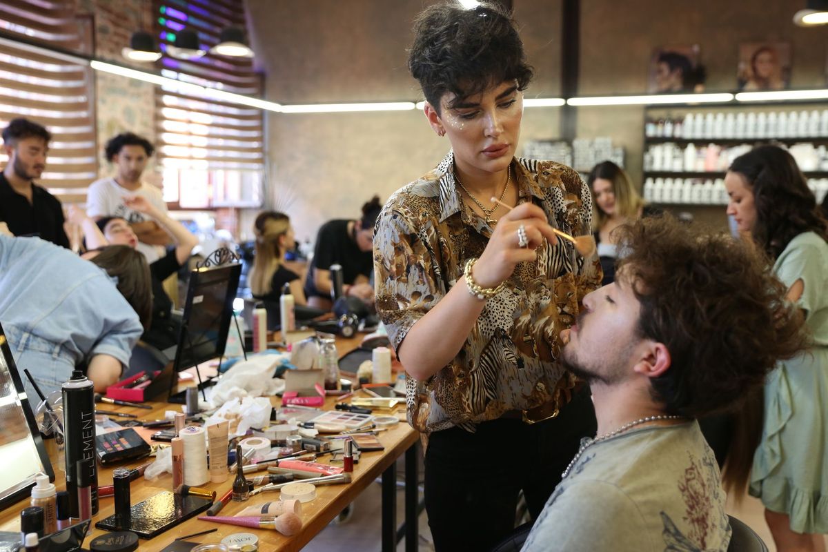 Throwback Thursday: The 10-Minute Beyonce Makeup Look that Launched a Lifelong Friendship