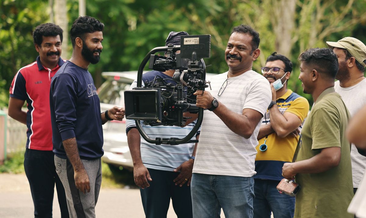 മലയാളത്തിൽ മറ്റൊരു സൂപ്പർ ഹീറോ; സന്ദീപ് പ്രദീപ് ചിത്രം 'കോസ്മിക് സാംസൺ' ടീസർ പുറത്ത്