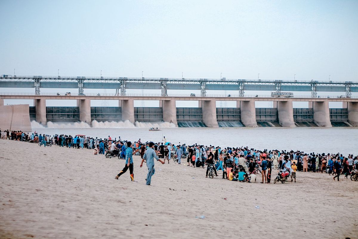 Indus Waters Treaty : सिंधू पाणी कराराबाबत भारताच्या खंबीर भूमिकेनंतर पाकिस्तान 'बॅकफूट'वर, आता केली चर्चेसाठी विनवणी