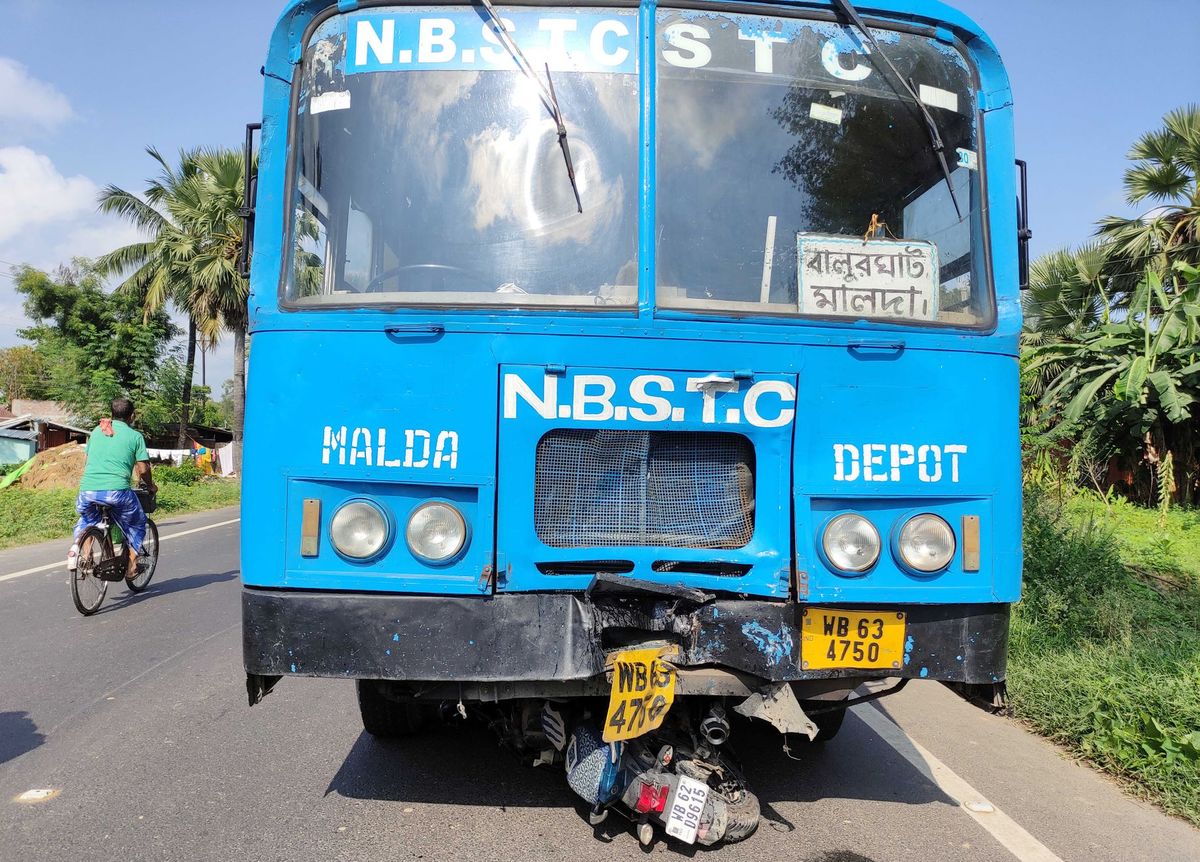 Vita Bus Accident : रेणावी घाटात दोन बसेसची समोरासमोर भीषण धडक; २ जण जागीच ठार