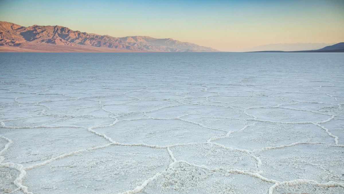 French tourist dies in Death Valley after car gets stuck in mud