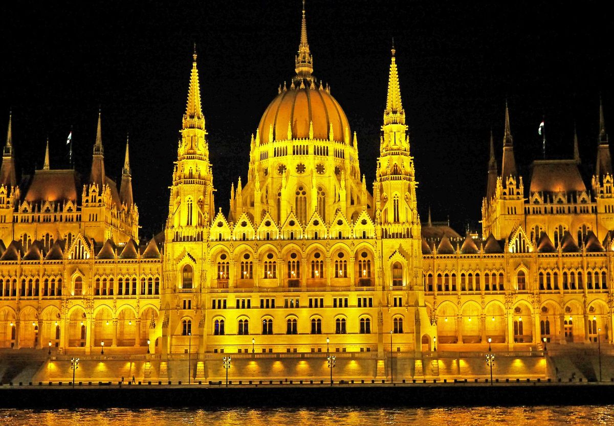 King Salman and Crown Prince congratulate András Baka on swearing-in as president of Hungary