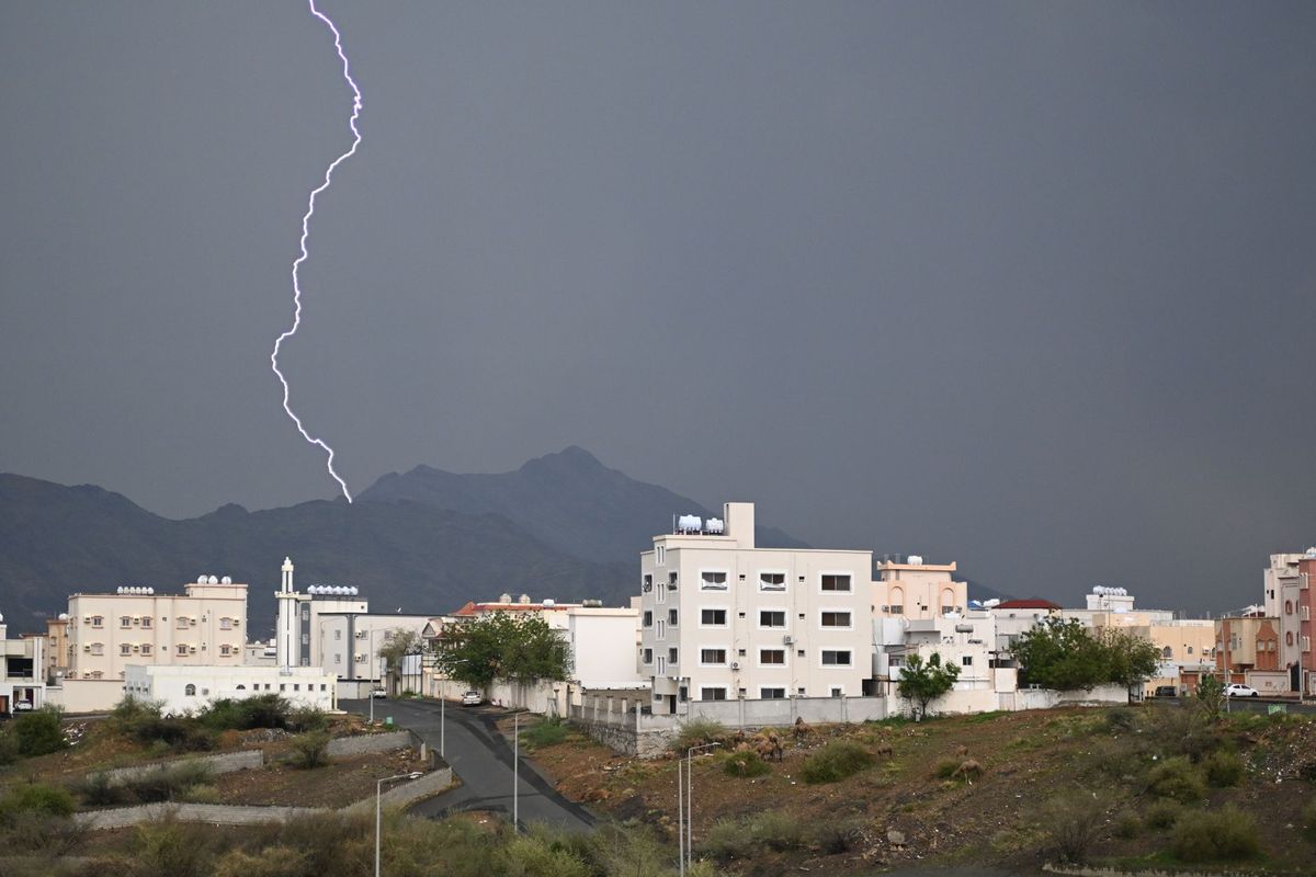 Heavy thunderstorms, flash flood risk forecast across parts of Saudi Arabia