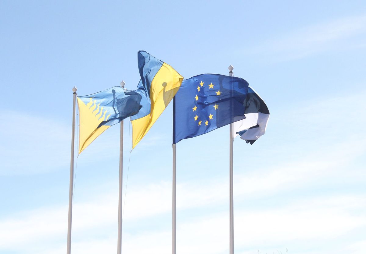 EU chief backs plan for Canada to become 'associate member'