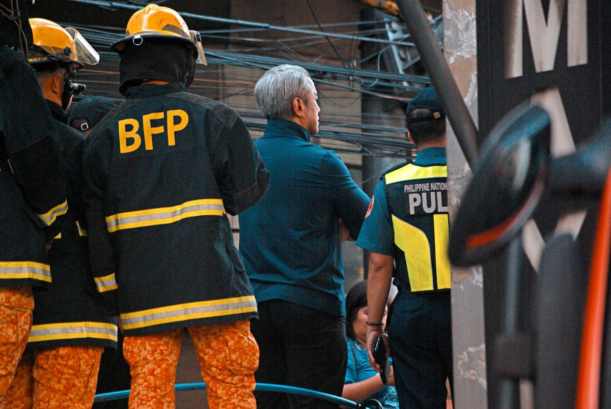 Philippine rescuers board ferry 40 hours after blaze began