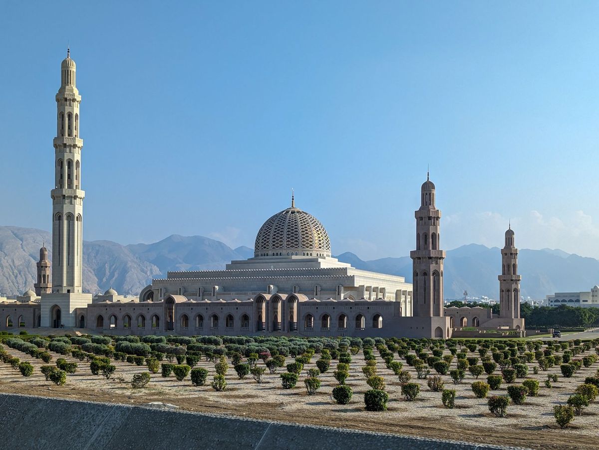 Muscat Municipality shuts Al Khiran Park for renovation work