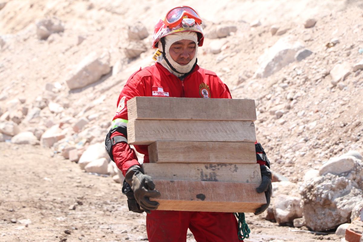 UAE intensifies search, rescue, humanitarian operations in Nepal
