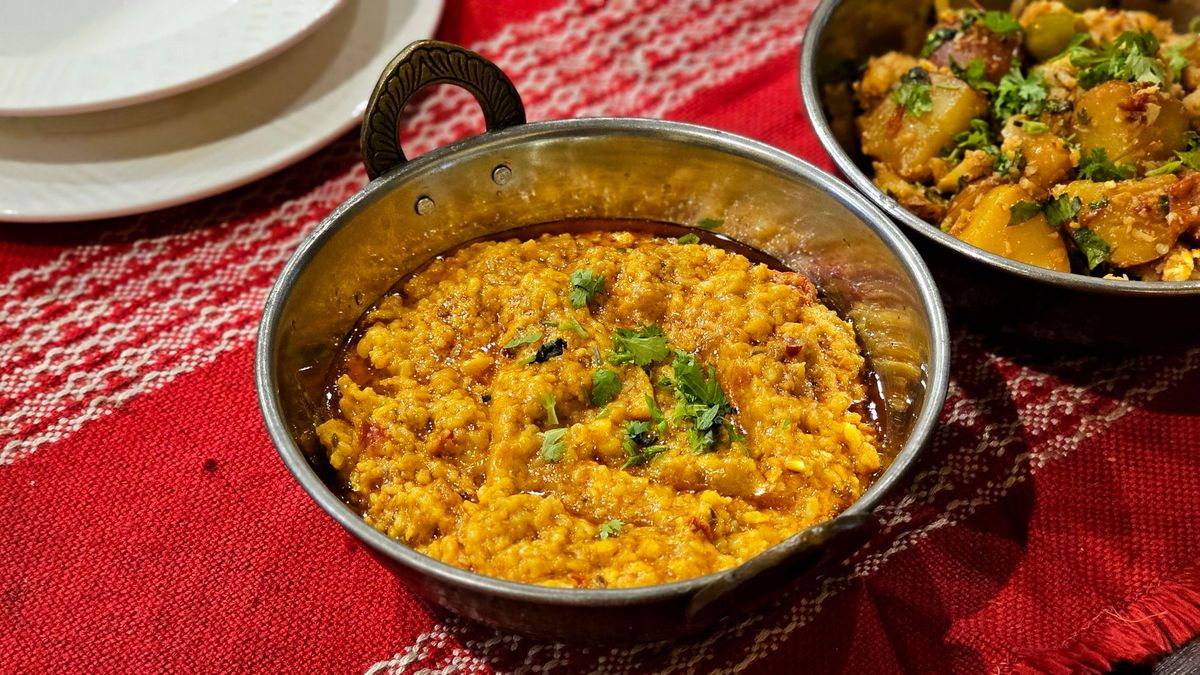 Dal Tadka Recipe: ढाबे वाली दाल तड़का घर में करें तैयार, मेहमानों को परोसेंगे तो सब चाट लेंगे उंगलियां