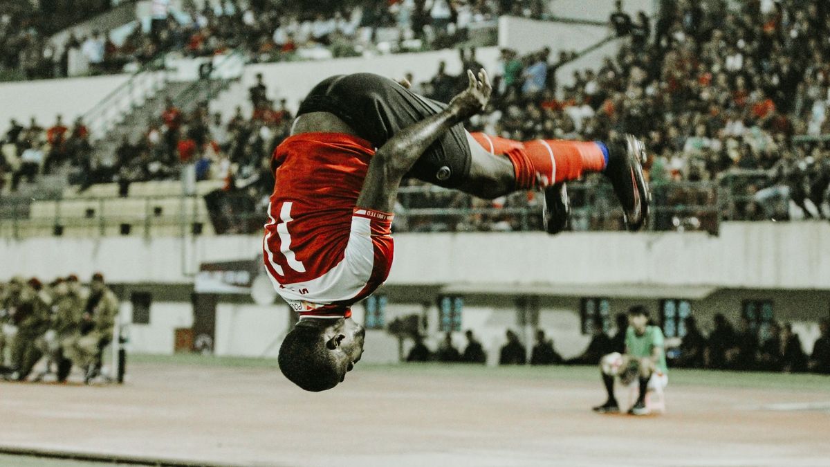 WATCH: Football’s Most Unusual Assist? Nader Mohammadi Does It With A Flip Throw